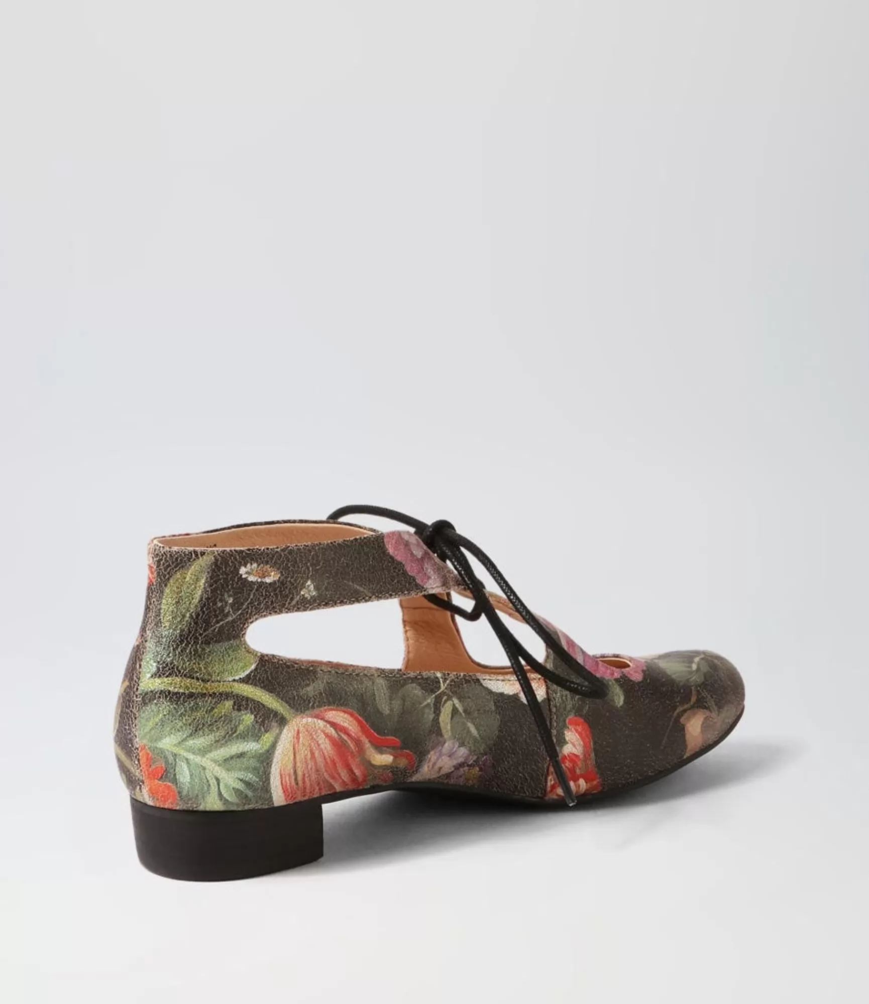 New Midas Shoes Earing Vintage Metal Floral Leather Heels
