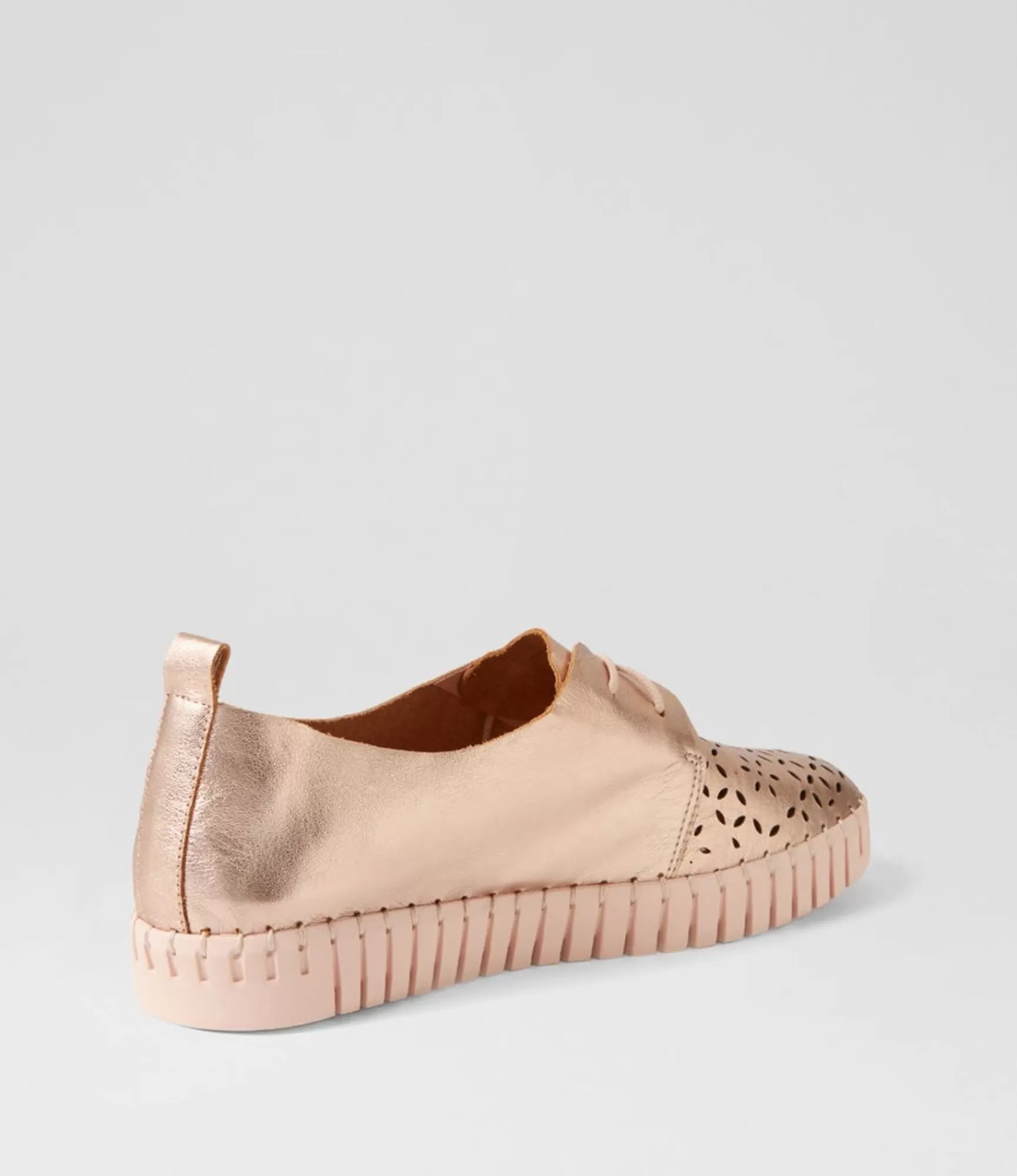 Discount Midas Shoes Hexxie Rose Gold Nude Leather Sneakers
